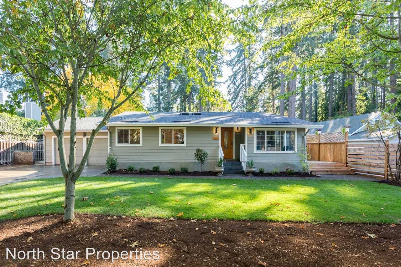 5262 Rosewood St - Photo 2 of 47