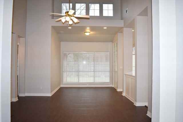 516 Arcadia Dr - Photo 3 of 13