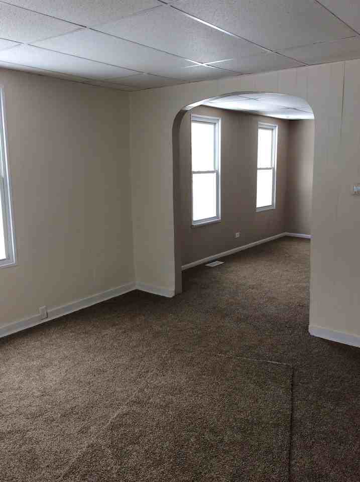 1527 Flake St - Photo 3 of 16