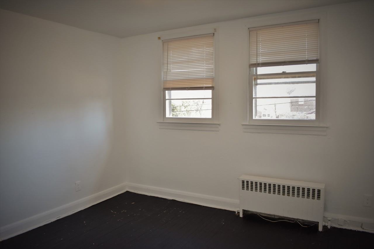 6905 Reisterstown Rd #2 - Photo 3 of 9