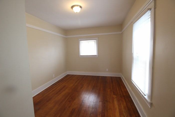 4313 Allmond Ave - Photo 3 of 10