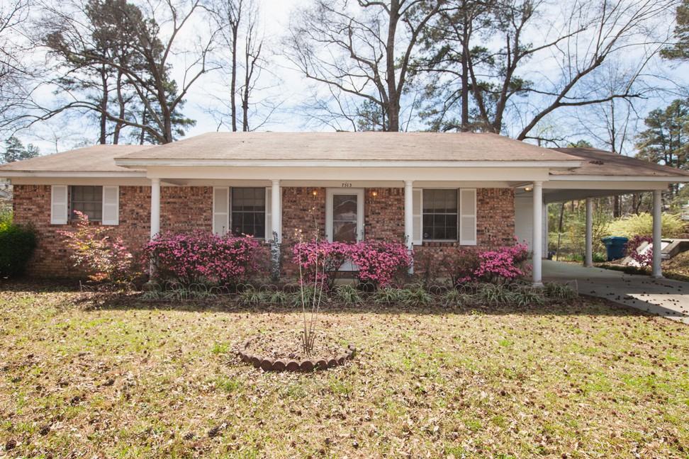 7513 Shady Grove Rd - Photo 2 of 8