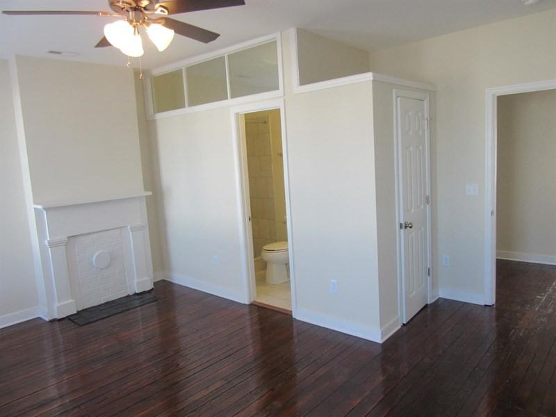 1307 W Clay St - Photo 3 of 11