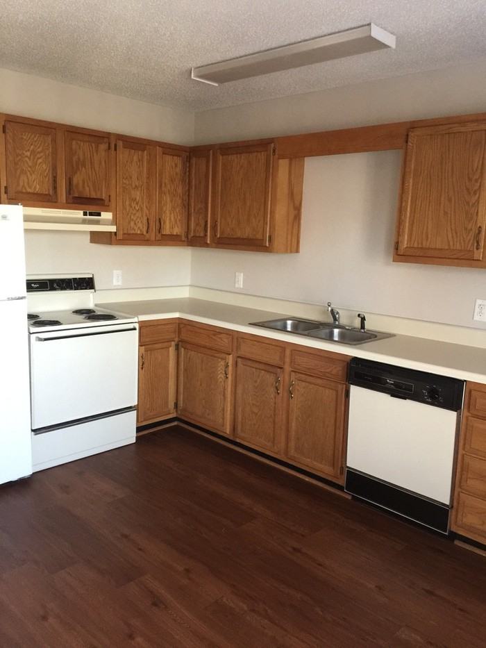 2609 White Oak Ln - Photo 3 of 5