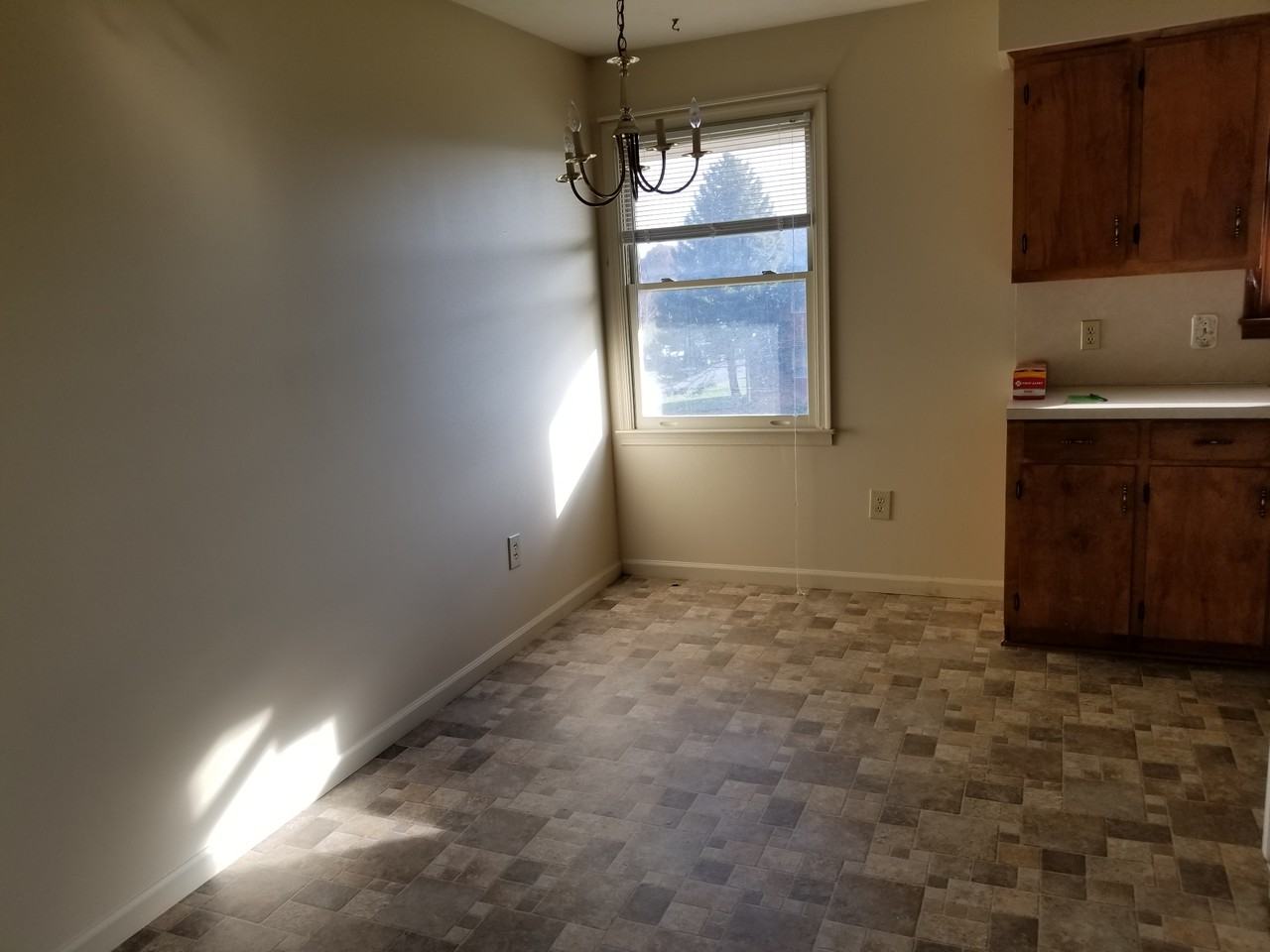 1100 Riggleman Drive - Photo 3 of 5