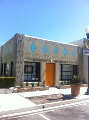 329 N 5th St - Photo 2 of 4