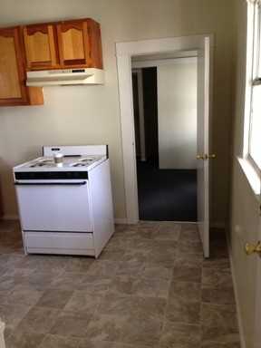 2534 Eastlake Ave - Photo 3 of 7