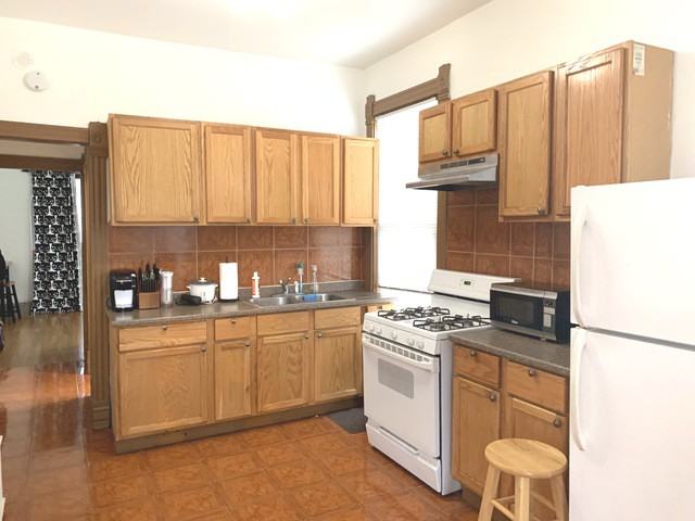 3008 N Kimball Ave #1 - Photo 3 of 11
