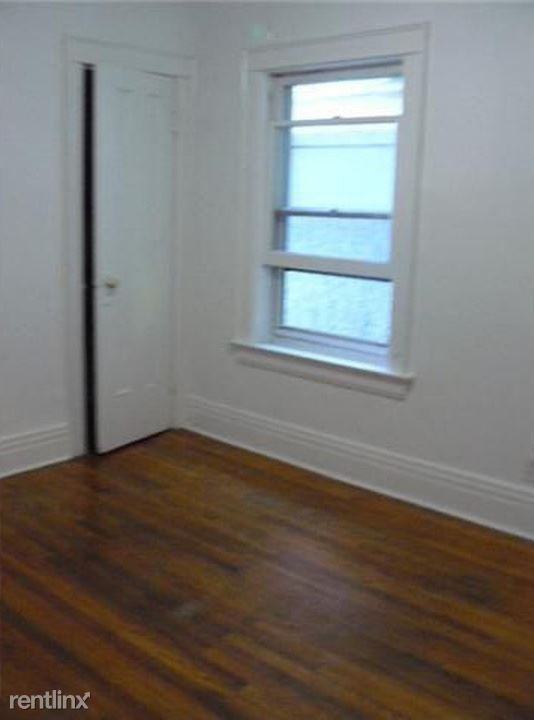 65 Woodlawn St - Photo 3 of 6