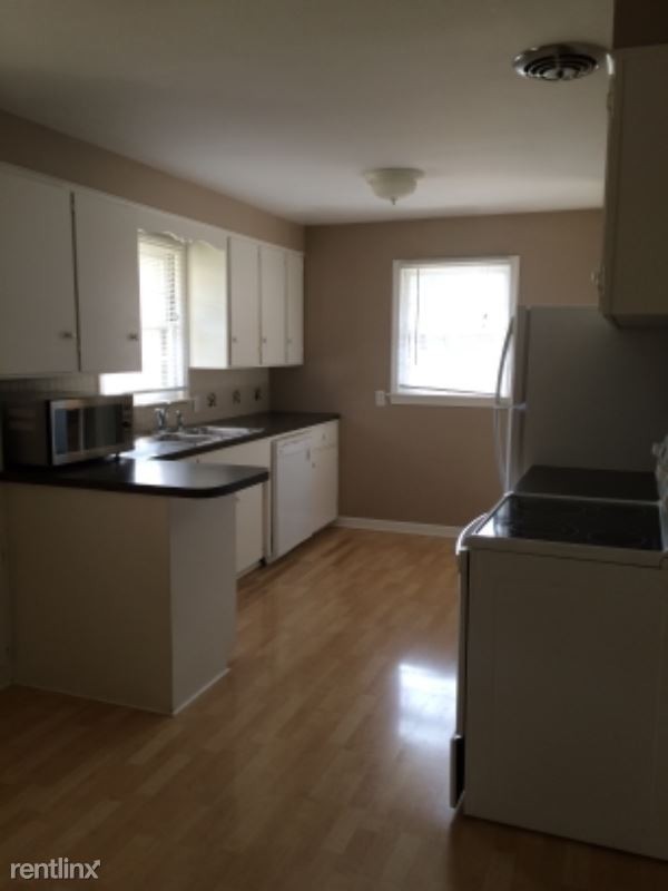3727 Wilson Ave SW - Photo 3 of 7