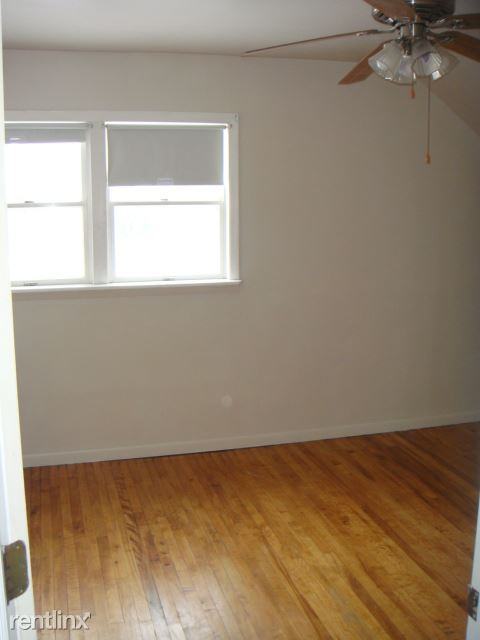 357 Granite St - Photo 3 of 10