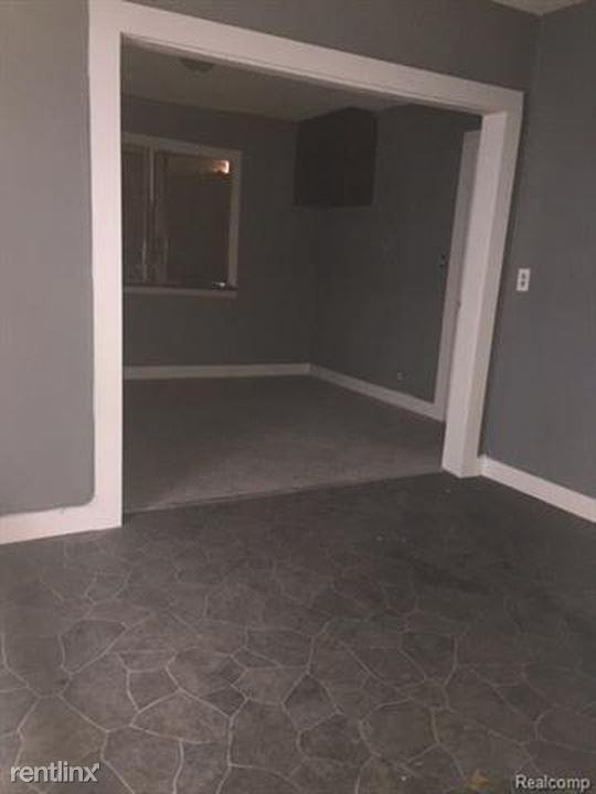 12169 Fleming St - Photo 3 of 3