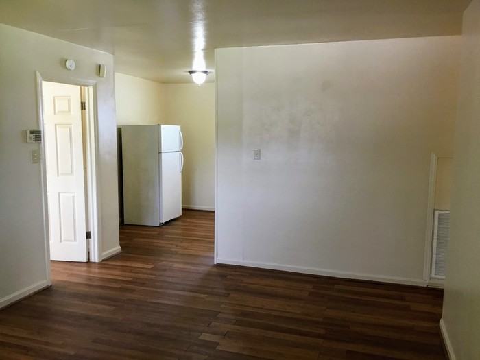616 Beaufort Ave - Photo 2 of 13