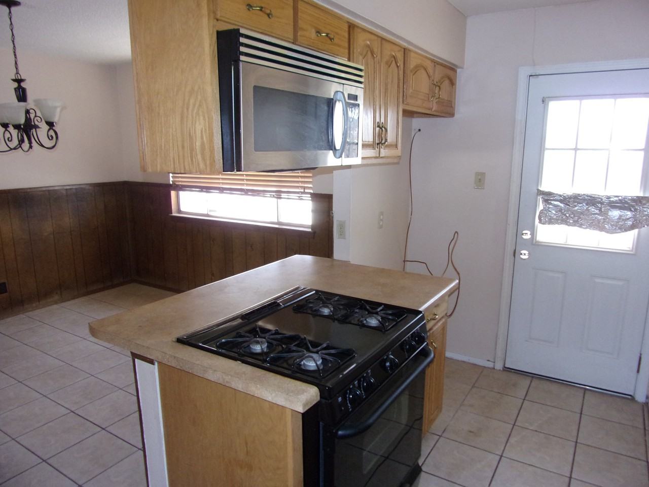 245 Caribe Cir - Photo 3 of 11