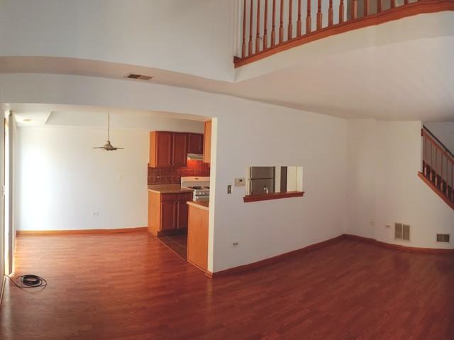 8152 160th St - Photo 2 of 14