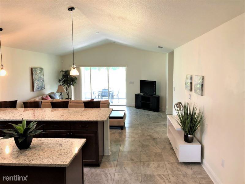 30511 Island Club Dr - Photo 3 of 13