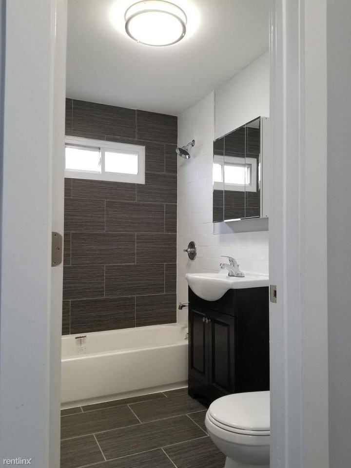 55 Hobson St - Photo 3 of 9