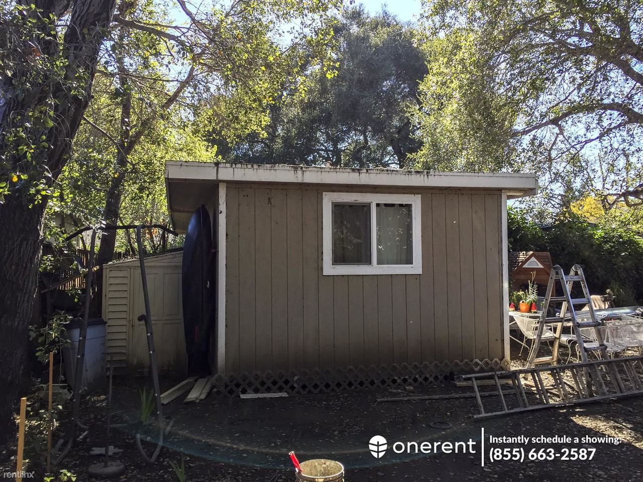 1366 Park Dr - Photo 3 of 17