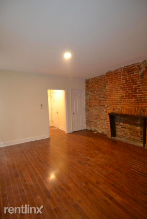 1510 Pine St - Photo 3 of 10