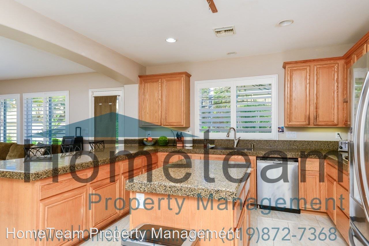 1231 Newcastle Ct - Photo 2 of 31