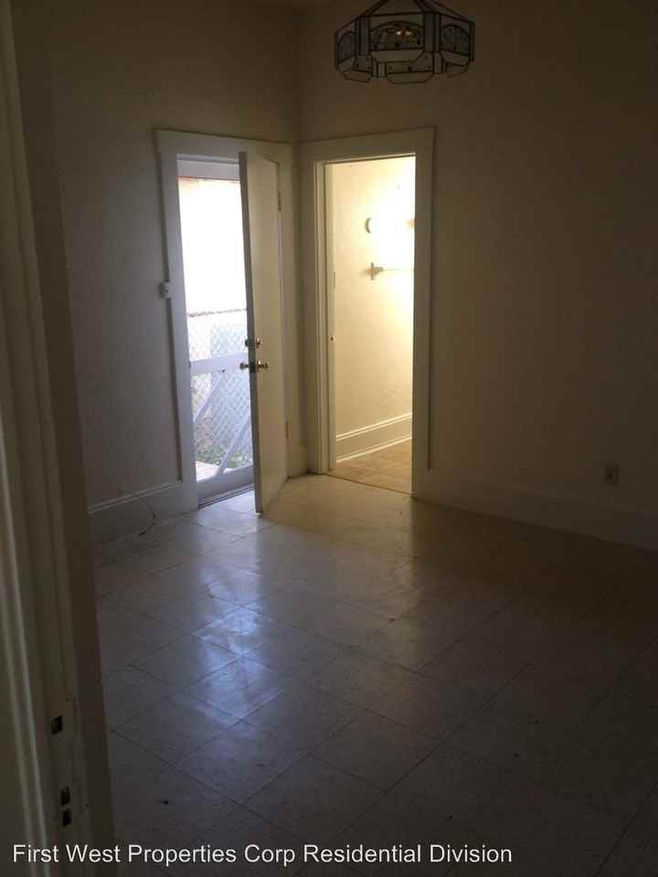 840 E 13th St #2 - Photo 2 of 6