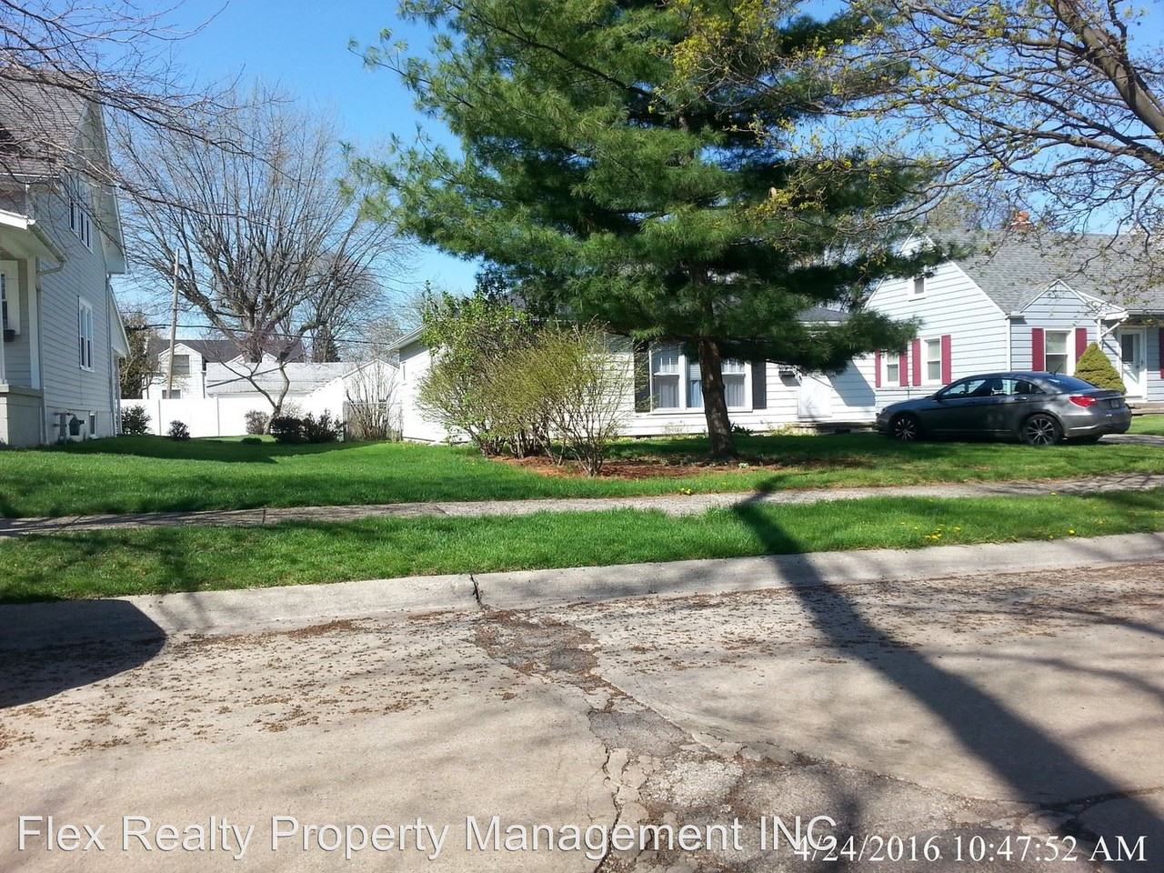 3264 Escott Ave - Photo 2 of 7