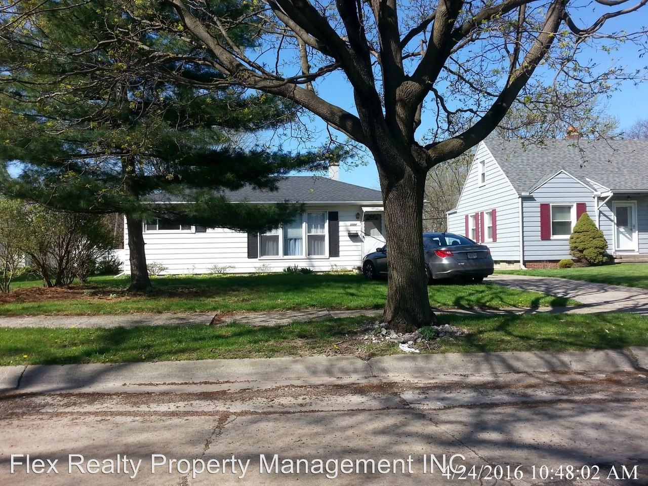 3264 Escott Ave - Photo 3 of 7