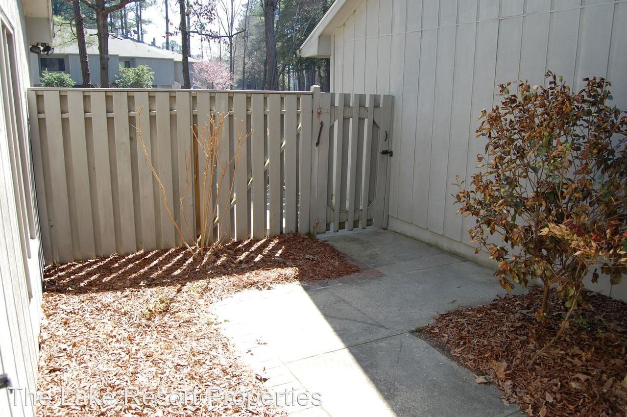 104 Mallard Cove - Photo 2 of 19