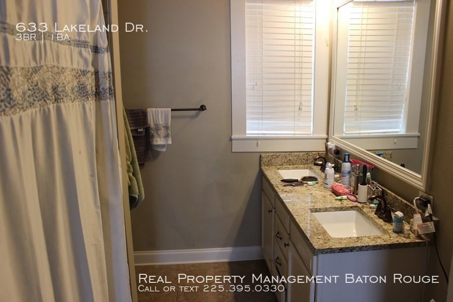 633 Lakeland Dr - Photo 3 of 7