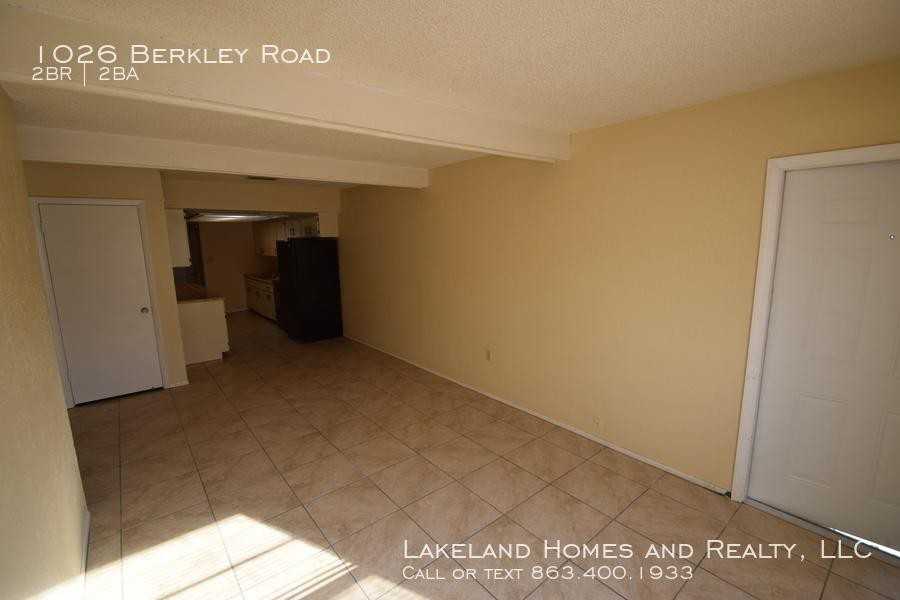 1026 Berkley Rd - Photo 3 of 17