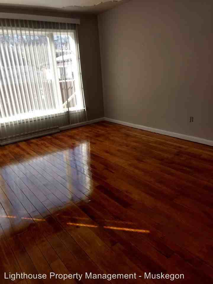 3213 Mona St - Photo 2 of 9