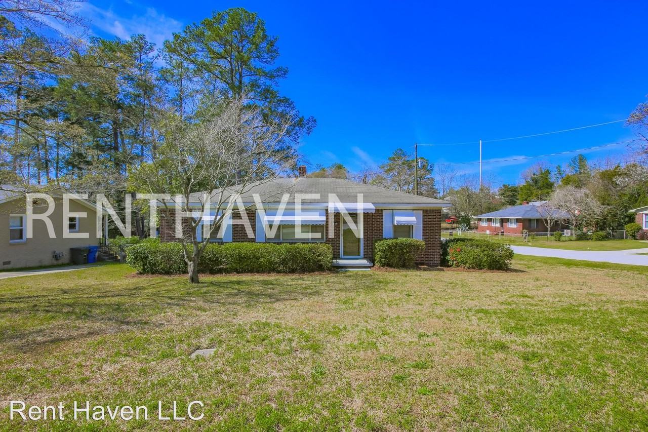 2423 Truax Ln - Photo 2 of 19