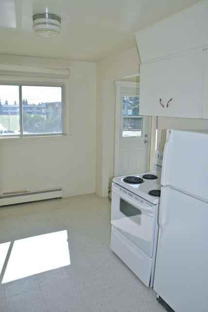 8606 62 St Nw #8 - Photo 3 of 11