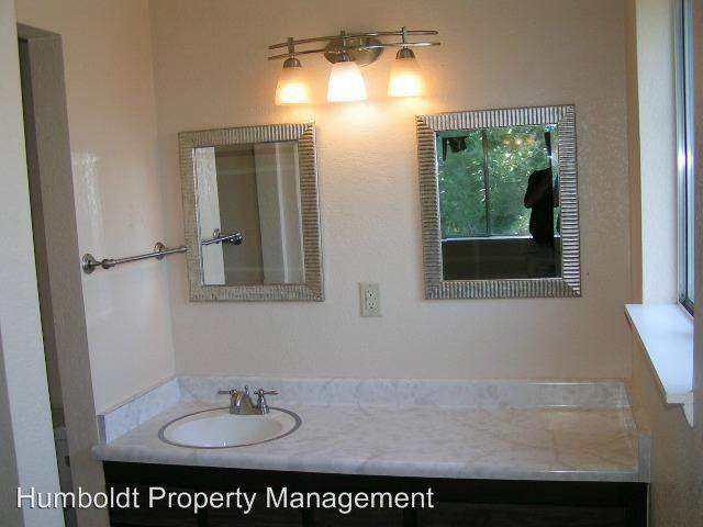 4365 Walnut Dr - Photo 2 of 15