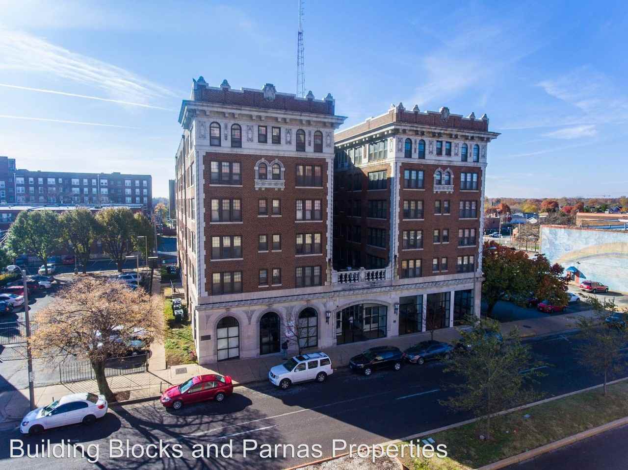 5622 Delmar Apartments for Rent in DeBaliviere Place, St. Louis, MO