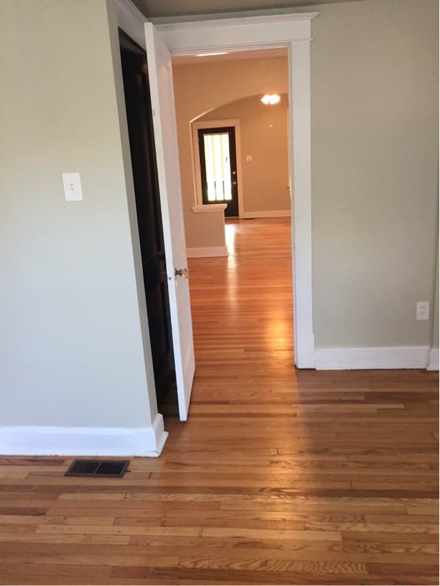 8235 Monroe Ave - Photo 2 of 15
