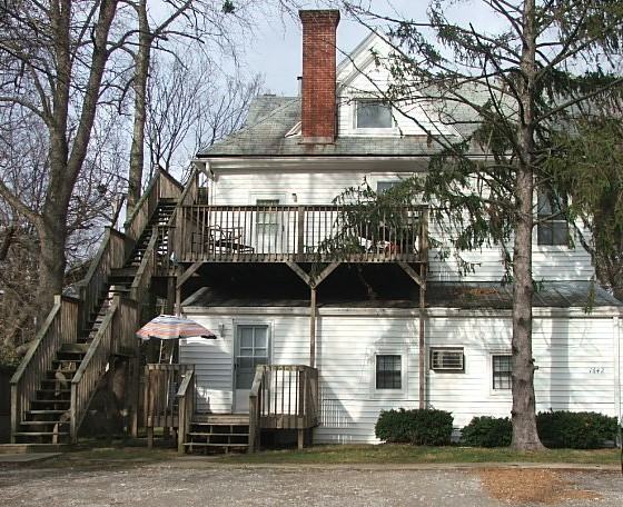 1642 Beechwood Avenue - Photo 3 of 8