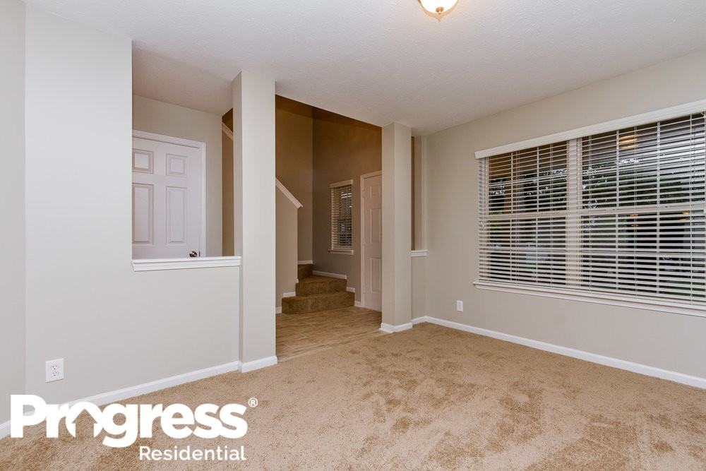 10329 Glenn Abbey Ln - Photo 3 of 17