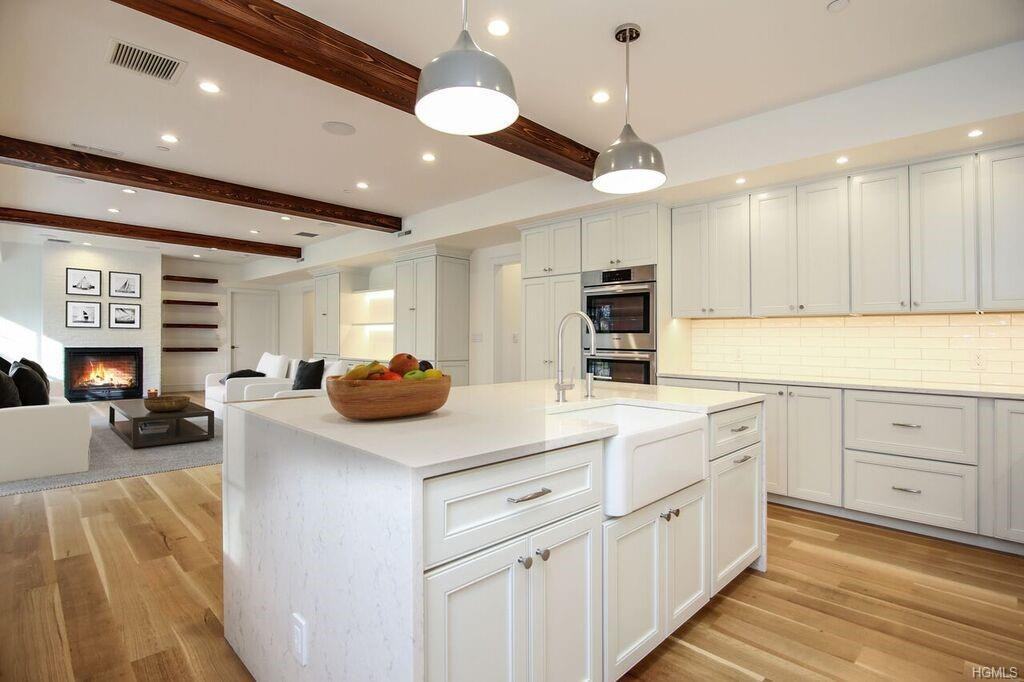 5 Mead Rd - Photo 3 of 13