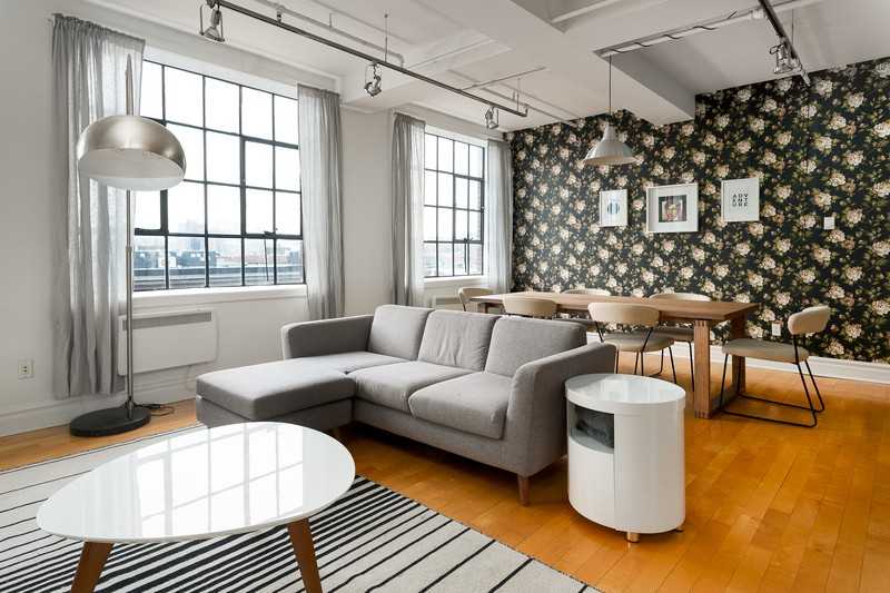 15 Marie-Anne Street West #501 - Photo 2 of 9