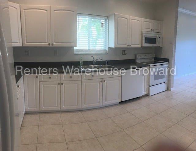 7624 NW 99th Terrace - Photo 2 of 18