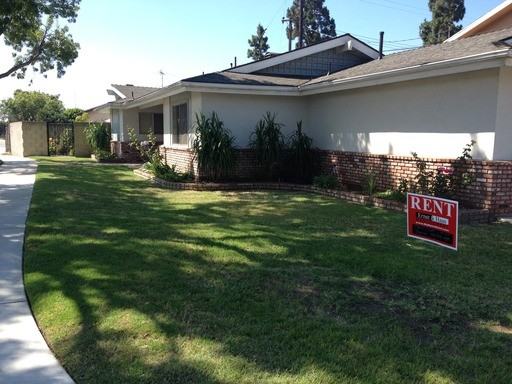 20557 Harvest Ave - Photo 2 of 2