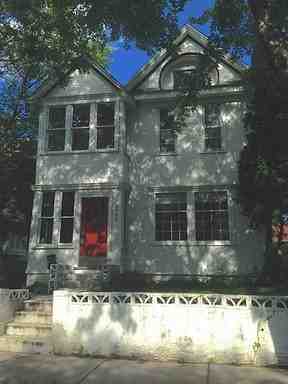 2545 Dupont Ave S - Photo 2 of 13