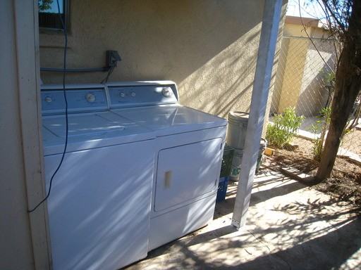 2511 N Sparkman Blvd - Photo 3 of 9