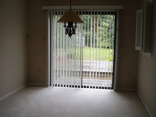 2408 Turnberry Ln - Photo 2 of 6