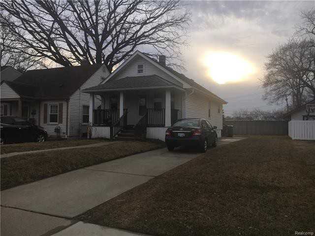 2050 Cornell St - Photo 2 of 2