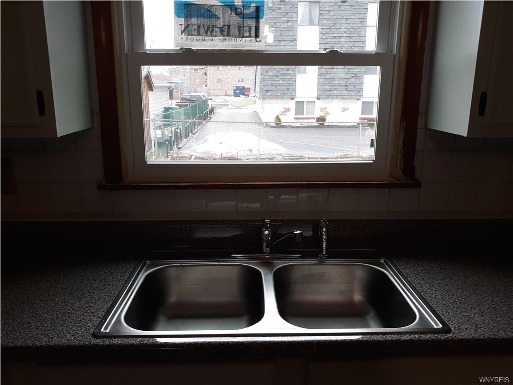 1552 101st St - Photo 3 of 14