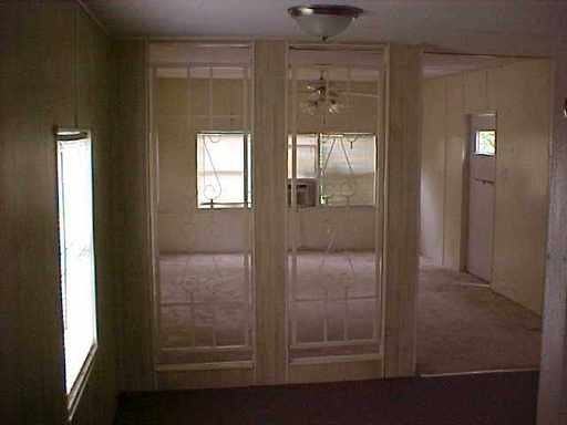 3730 Loury Dr - Photo 3 of 4