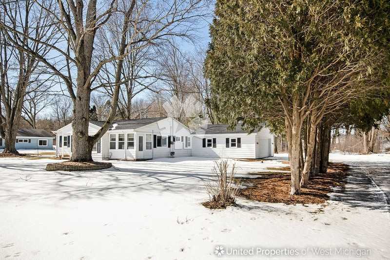 6937 McCords Ave SE - Photo 2 of 20