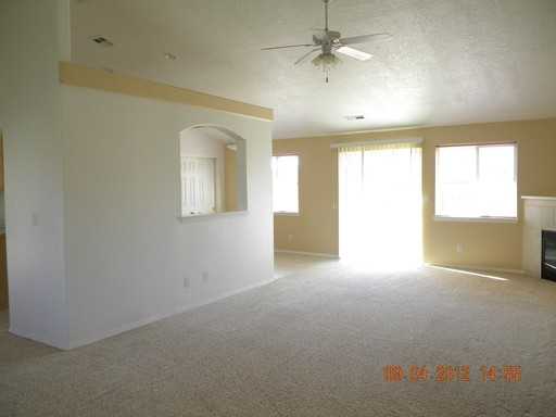 1280 Peets Ct - Photo 3 of 16